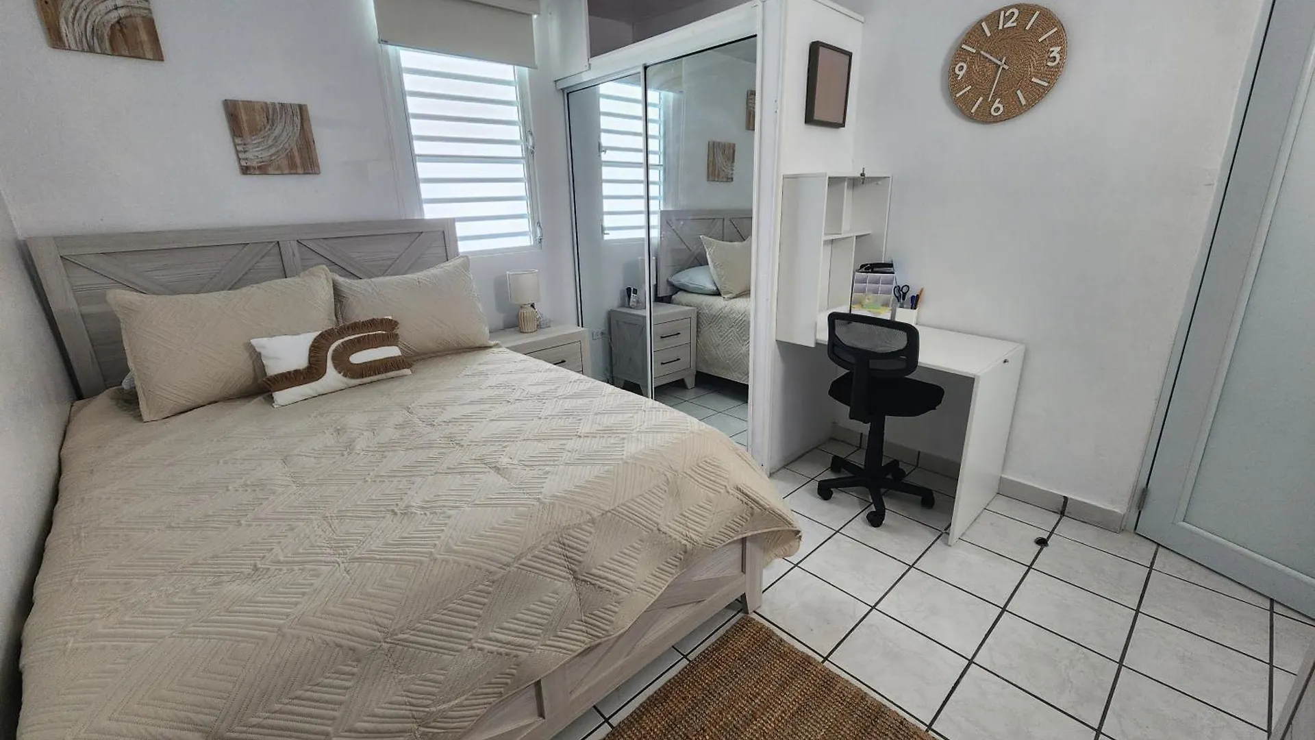 Close To Airport & San Juan, The Best In Bayamon contacts