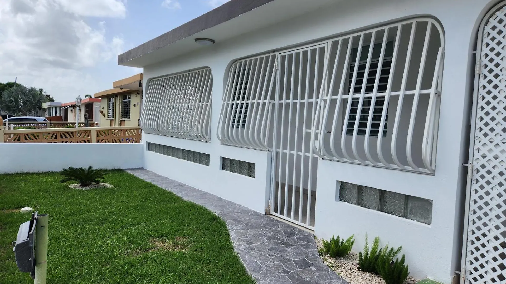Close To Airport & San Juan, The Best In Bayamon Puerto Rico